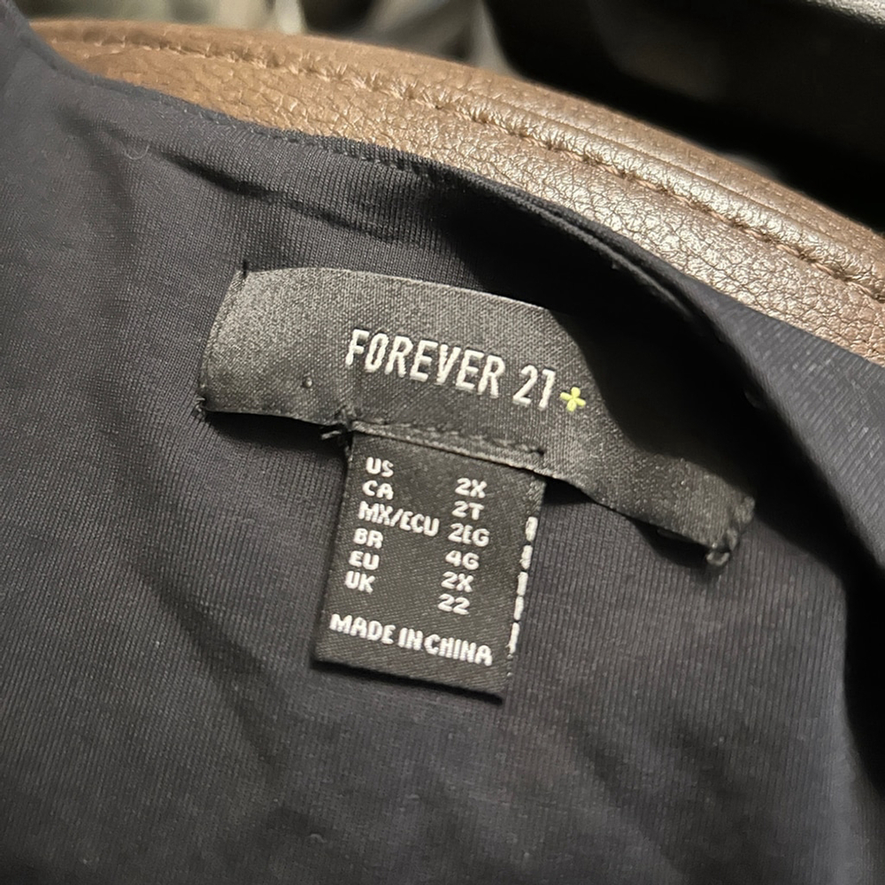 Forever 21 Plus Size Seashell Bodysuit - Embellished 2X - Picture 4 of 6